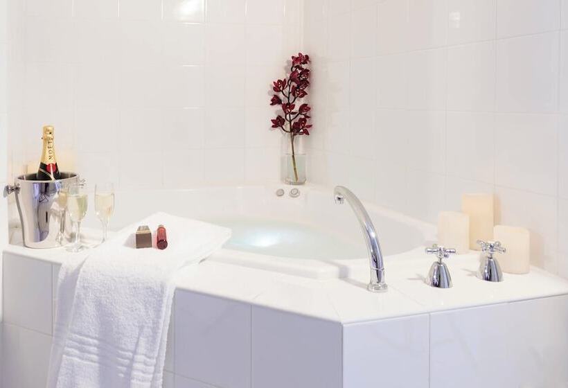 Sydney Harbour Marriott Hotel At Circular Quay