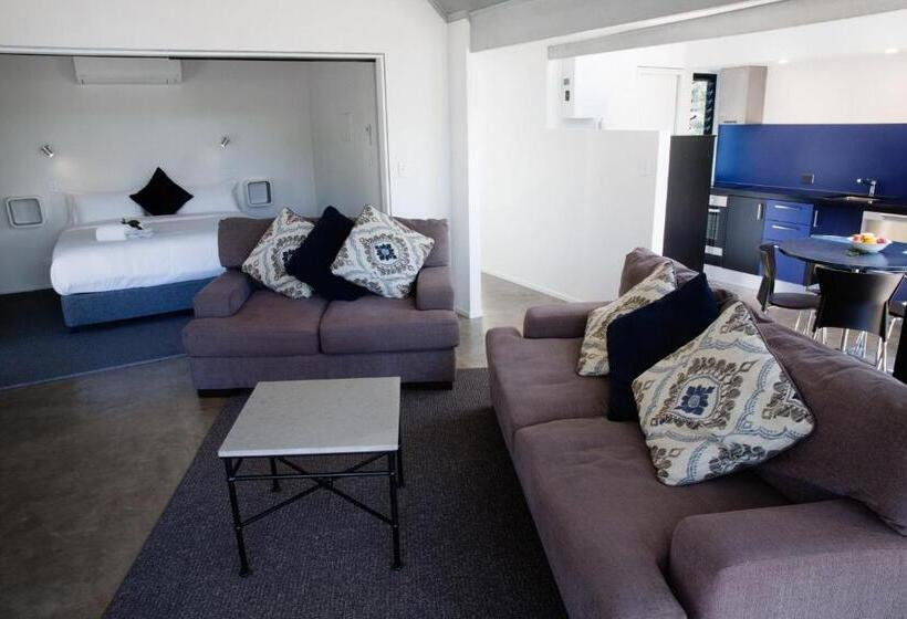 The Bower At Broulee