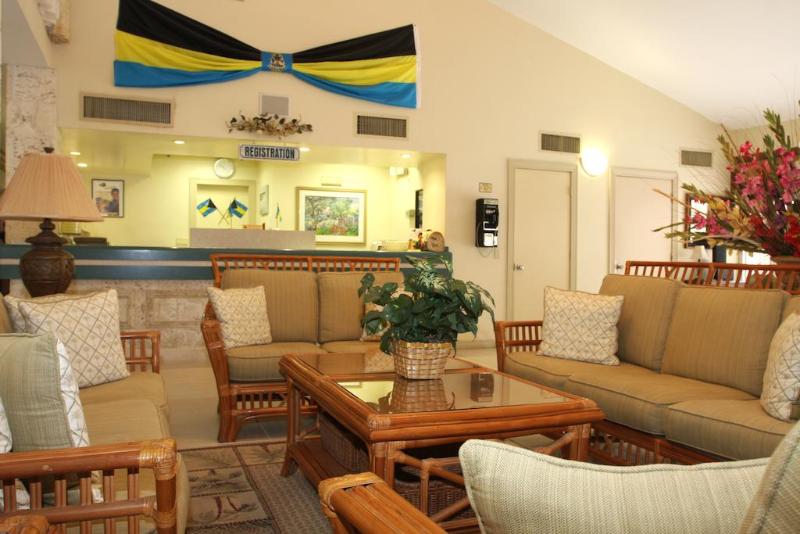 Castaways Resort And Suites