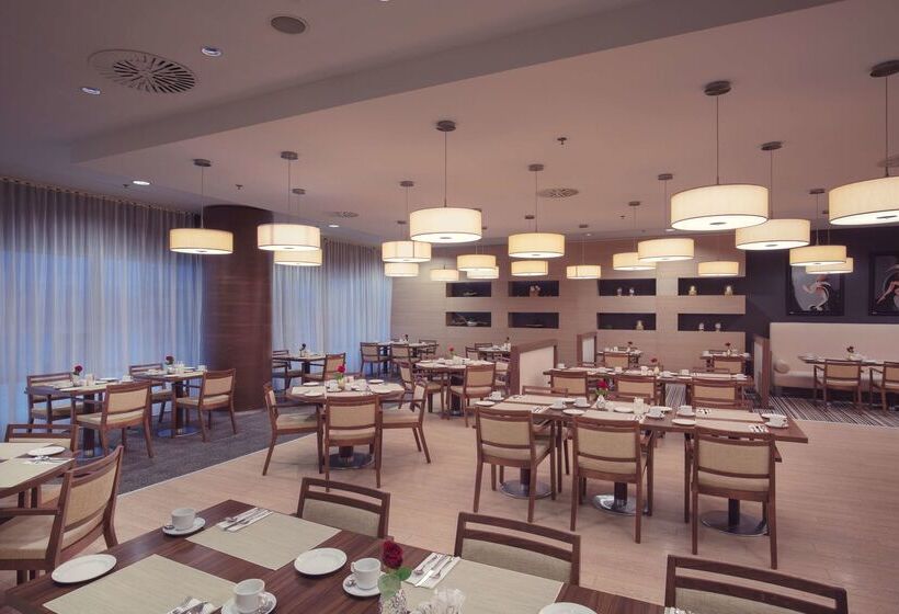 Doubletree By Hilton Hotel Kosice