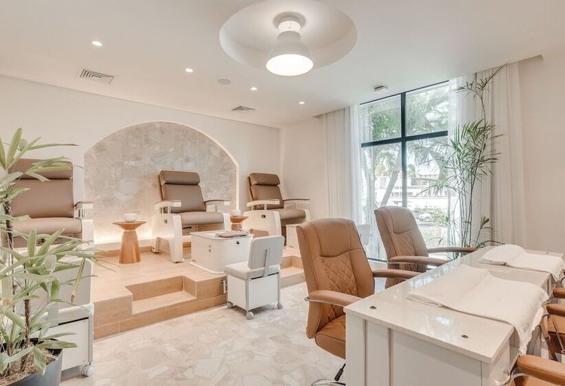 Fort George Hotel And Spa