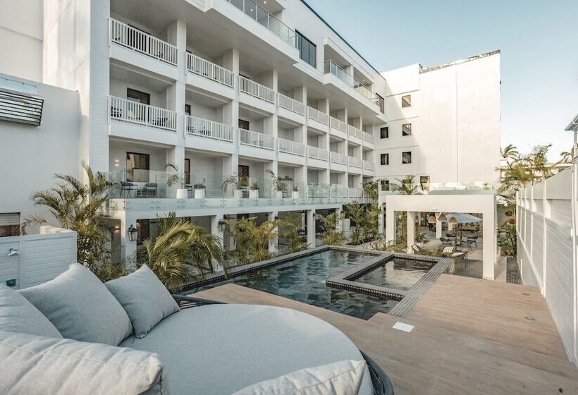 Fort George Hotel And Spa