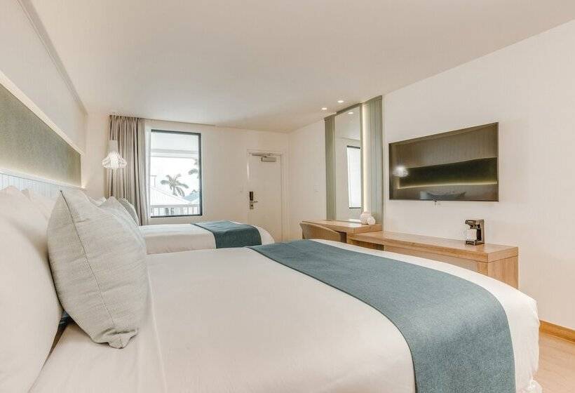 Fort George Hotel And Spa