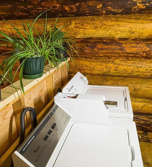 فندق 1202 Motor Inn