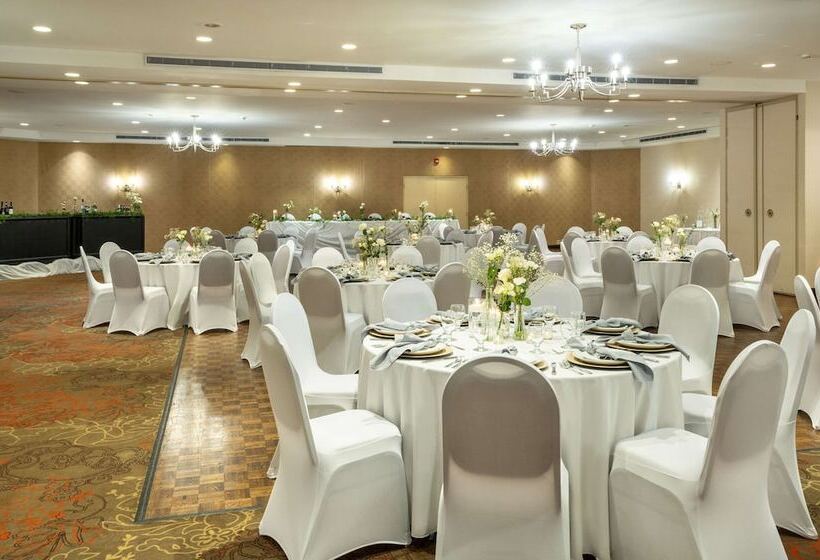 Allure Hotel & Conference Centre, Ascend Hotel Collection