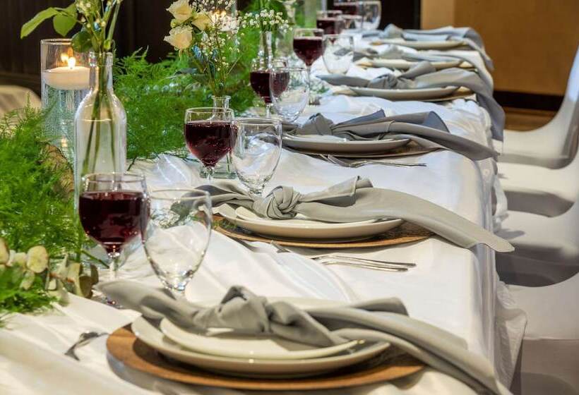 Allure Hotel & Conference Centre, Ascend Hotel Collection