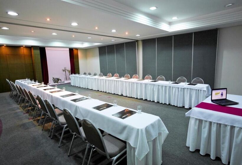 בית מלון כפרי Alta Reggia Plaza