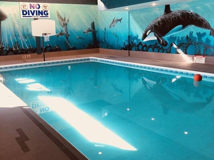 ホテル Anchor Inn And Suites