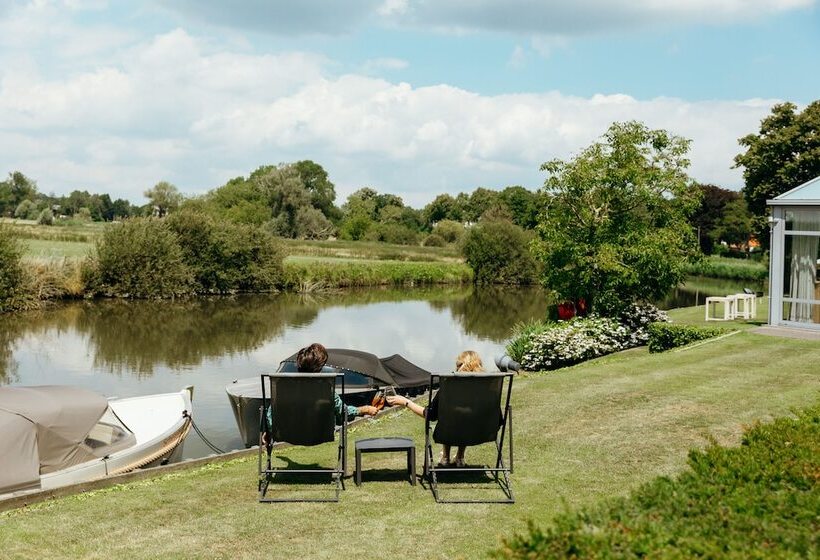 Отель Auberge Du Pêcheur