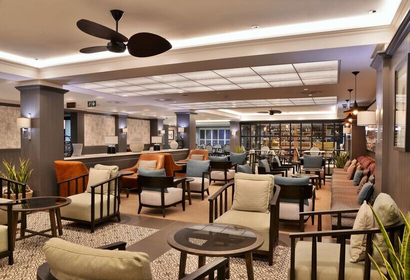 ホテル Avani Gaborone Resort & Casino