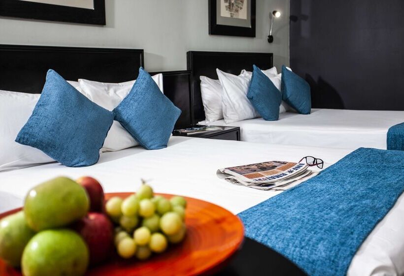 ホテル Avani Maseru