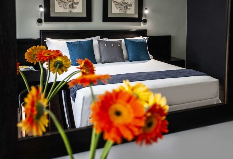 ホテル Avani Maseru