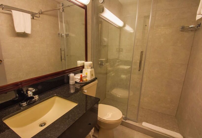 בית מלון כפרי Best Western Airport Inn