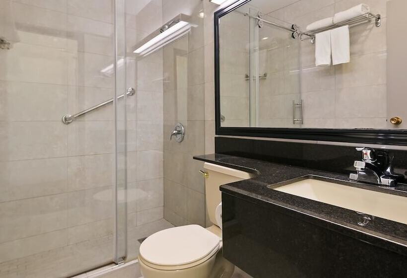 בית מלון כפרי Best Western Airport Inn