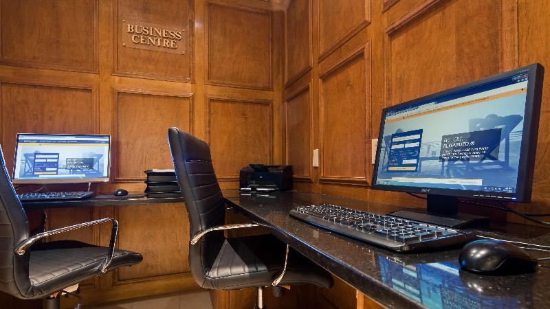 فندق Best Western Parkway Inn & Conference Centre