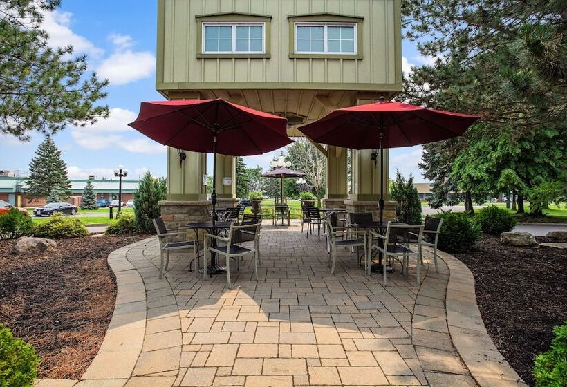 فندق Best Western Parkway Inn & Conference Centre