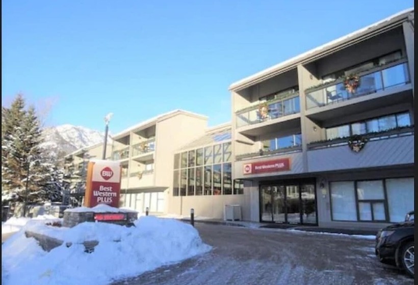 Отель Best Western Plus Banff International Lodge