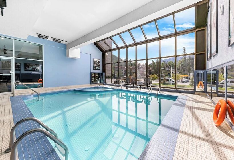Отель Best Western Plus Banff International Lodge