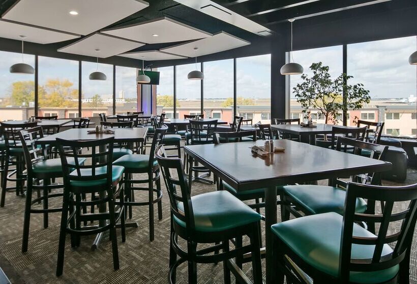 בית מלון כפרי Best Western Plus City Centre Inn