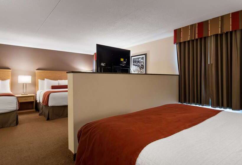 Отель Best Western Plus Cobourg Inn & Convention Centre