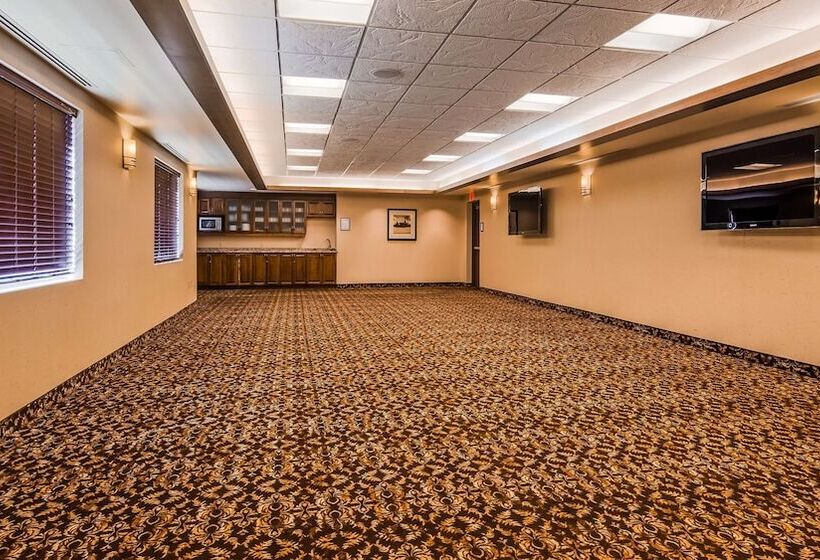 Best Western Plus Dryden Hotel and Conference Centre