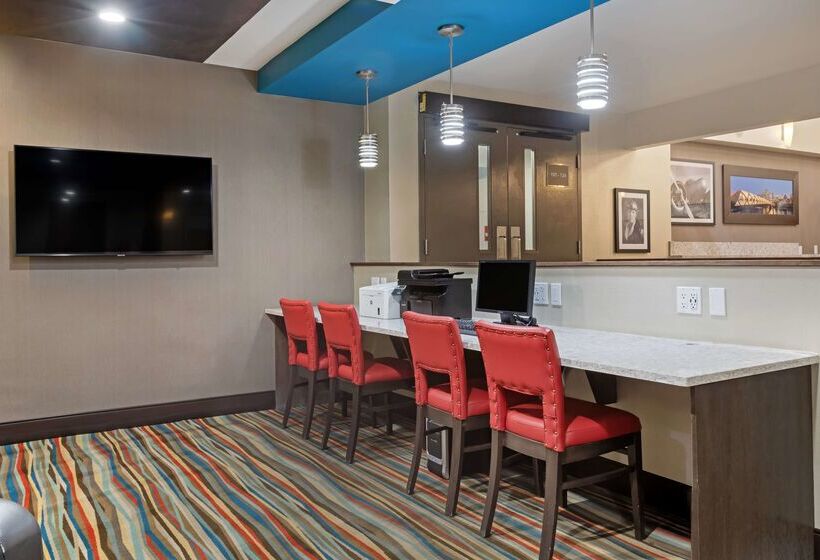 בית מלון כפרי Best Western Plus Port Ocall