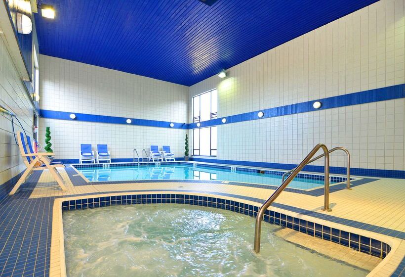 Отель Best Western Plus Regency Inn And Conference Centre