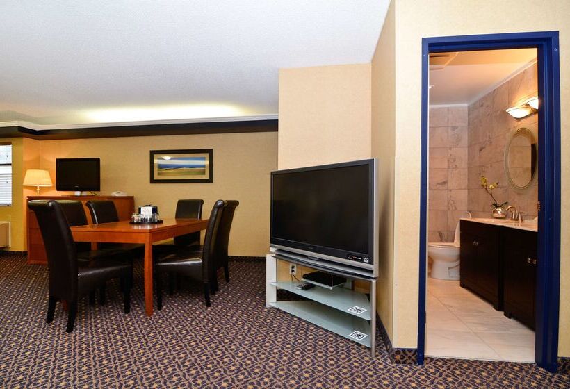 Отель Best Western Plus Regency Inn And Conference Centre