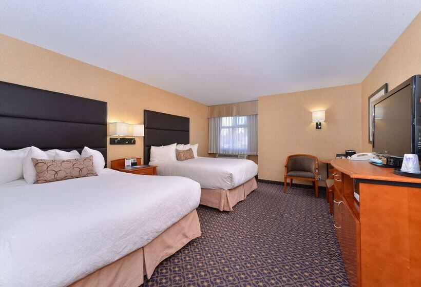 Отель Best Western Plus Regency Inn And Conference Centre