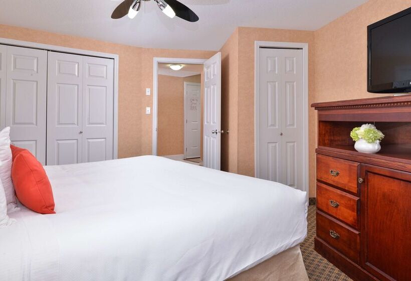 Отель Best Western Plus Regency Inn And Conference Centre