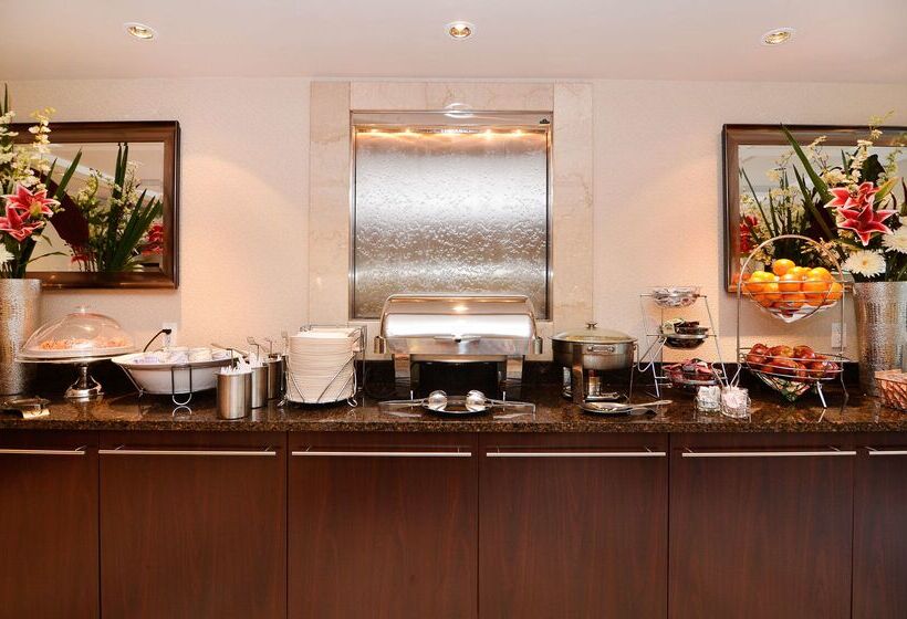 בית מלון כפרי Best Western Plus Regency Inn And Conference Centre