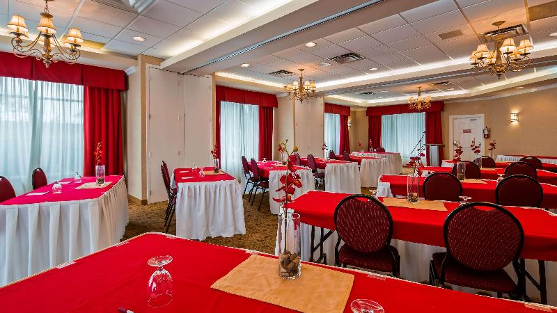 בית מלון כפרי Best Western Plus Regency Inn And Conference Centre