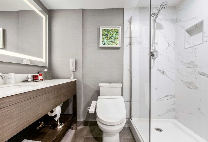 Best Western Premier Calgary Plaza Hotel & Conference Centre