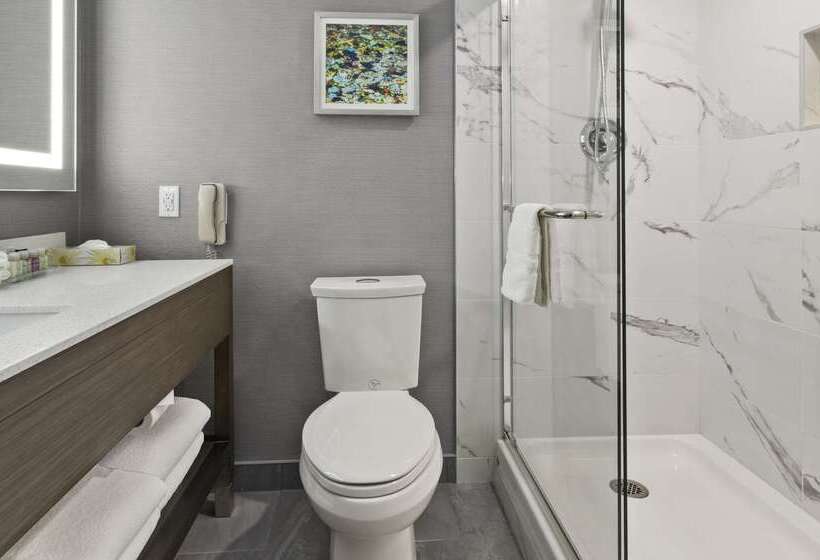 Best Western Premier Calgary Plaza Hotel & Conference Centre