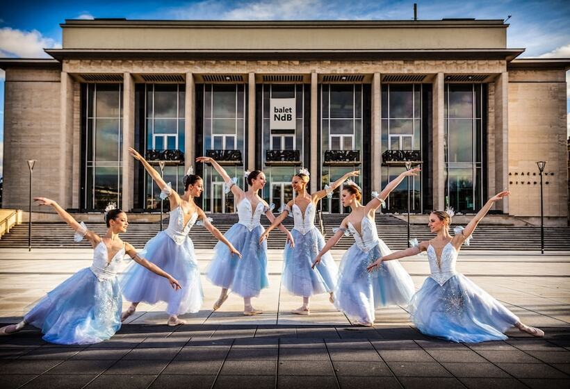 هتل International Brno