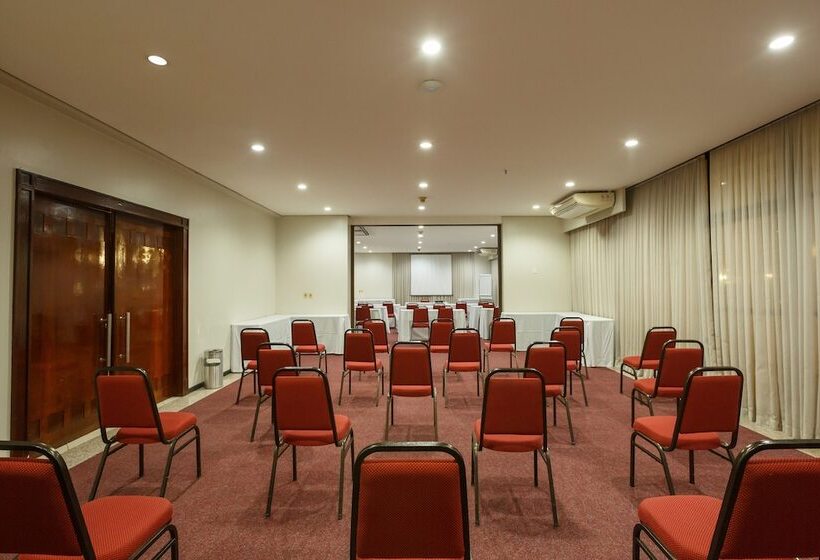 בית מלון כפרי Blue Tree Towers Fortaleza Beira Mar