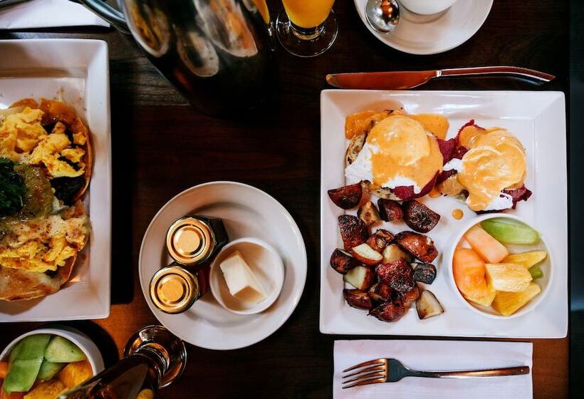 فندق Buffalo Mountain Lodge