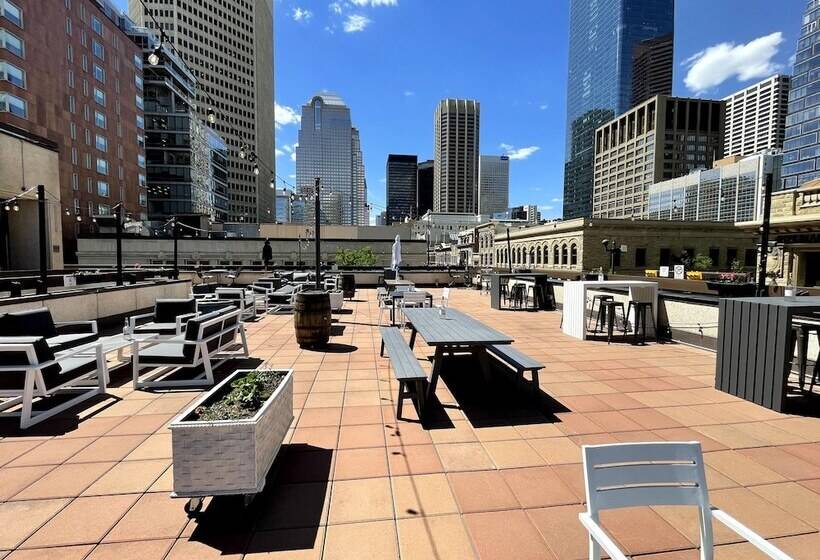 בית מלון כפרי Calgary Marriott Downtown