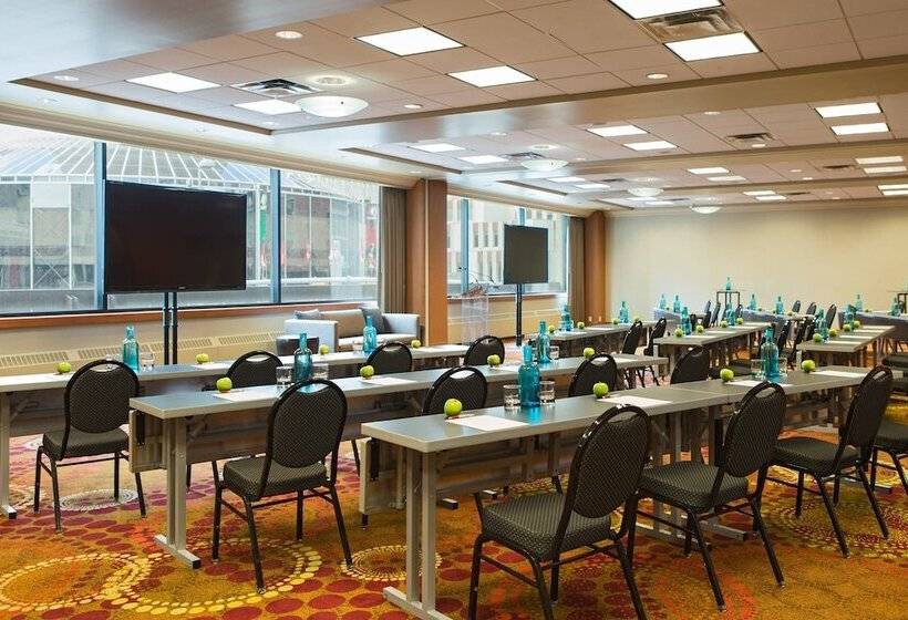 בית מלון כפרי Calgary Marriott Downtown