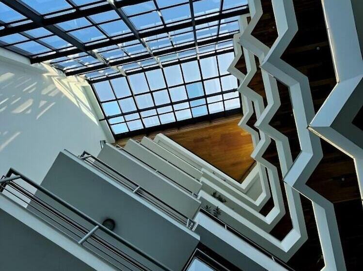 בית מלון כפרי Cambirela