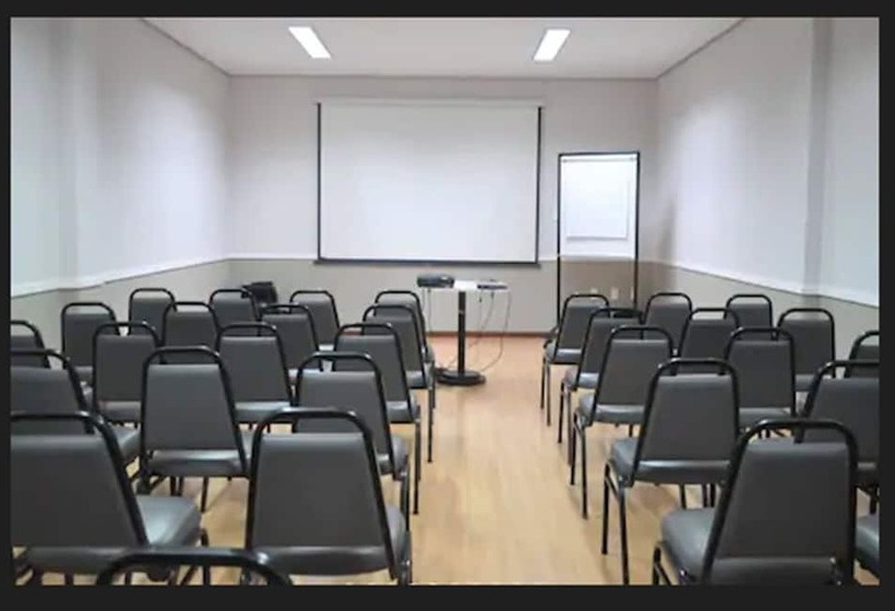 בית מלון כפרי Cambirela