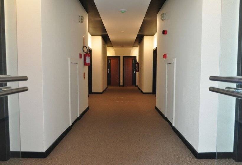 בית מלון כפרי Cambirela