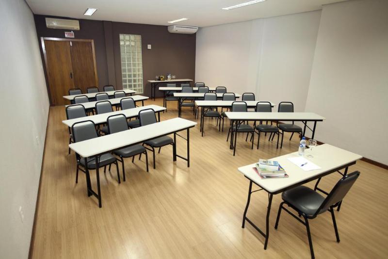 בית מלון כפרי Cambirela