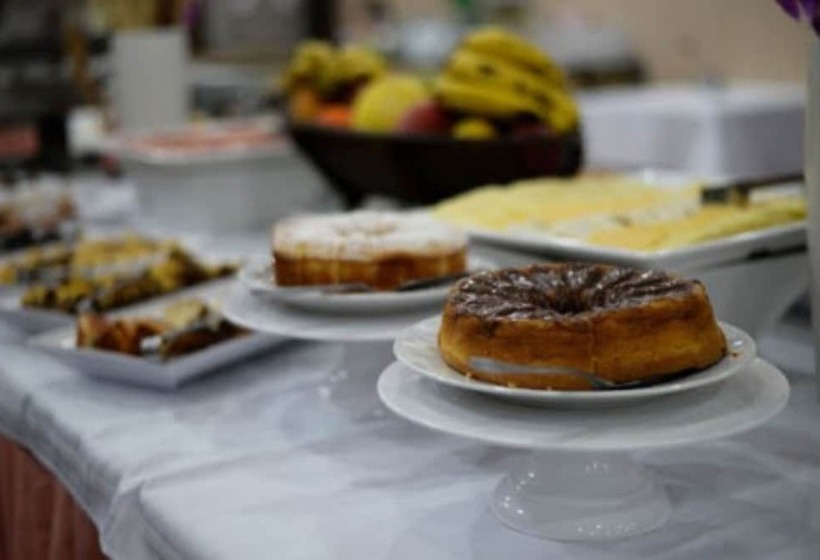 בית מלון כפרי Caravelle Palace