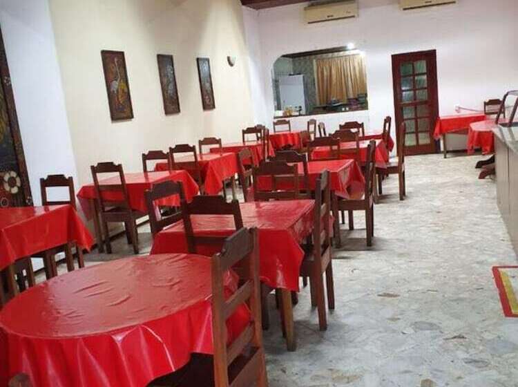 ホテル Central Gold