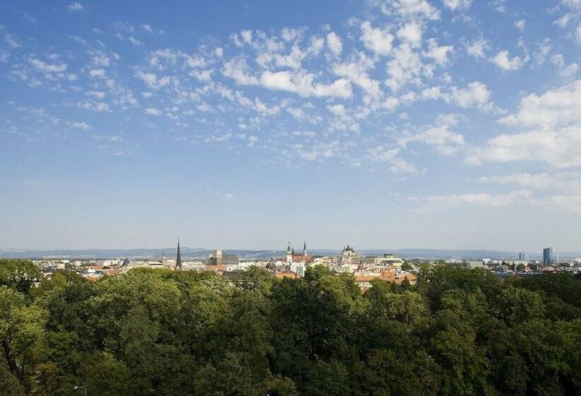 ホテル Central Park Flora