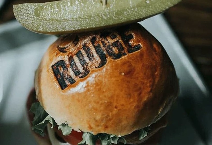 호텔 Chicoutimi, Affilié à Hyvi