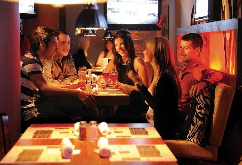 호텔 Chicoutimi, Affilié à Hyvi