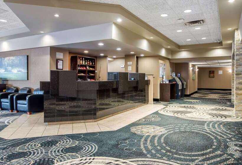 Clarion Hotel & Suites