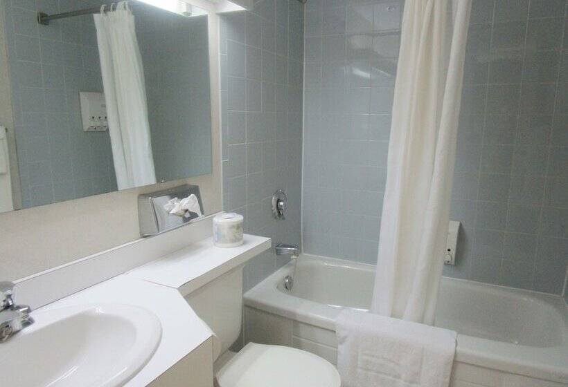 酒店 Claymore Inn And Suites